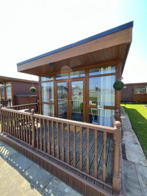 Cozzzy Seaside Retreat